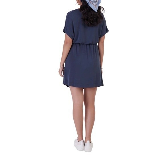 Navy Short Sleeve Surplice Neckline Dress - Picture 2 of 8